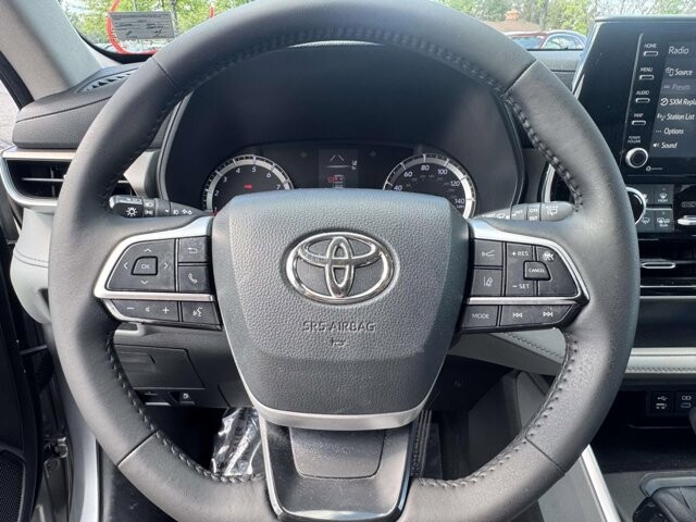 2022 Toyota Highlander in Winchester, VA 22602 - 18135994 39