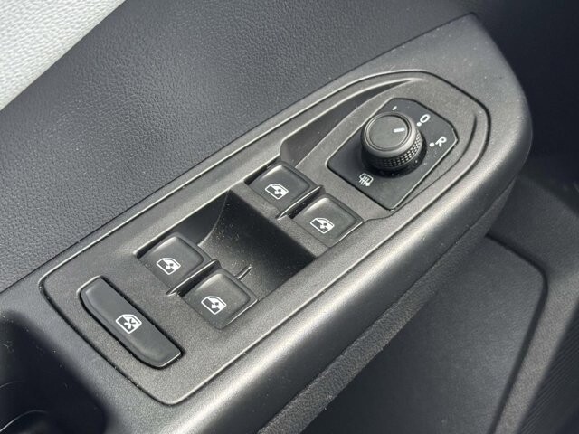 2022 Volkswagen Taos in Winchester, VA 22602 - 18135995 40