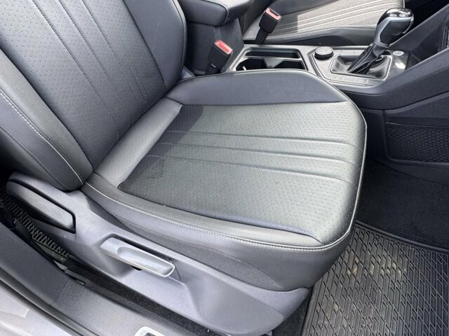 2022 Volkswagen Tiguan in Winchester, VA 22602 - 18135998 10