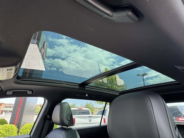 2022 Volkswagen Tiguan in Winchester, VA 22602 - 18135998 37