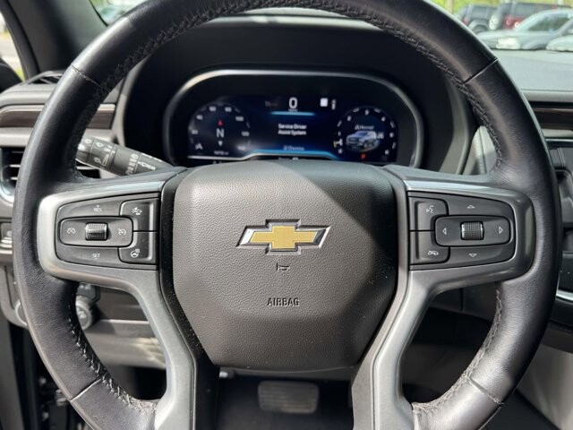 2022 Chevrolet Suburban in Winchester, VA 22602 - 18136003 25