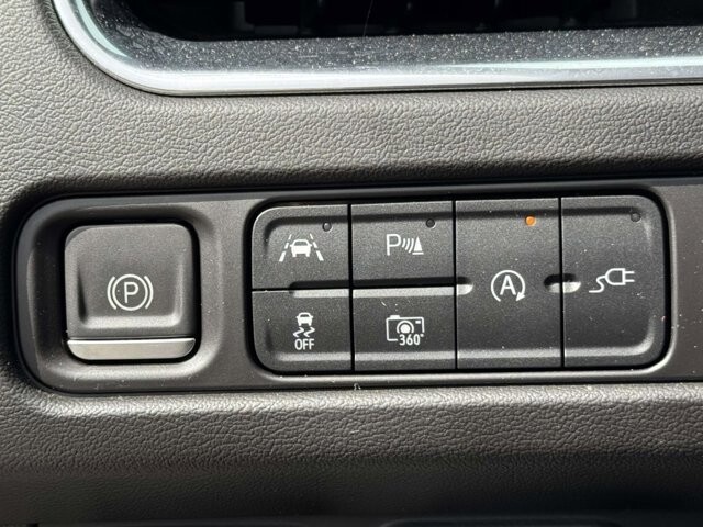 2022 Chevrolet Suburban in Winchester, VA 22602 - 18136003 23