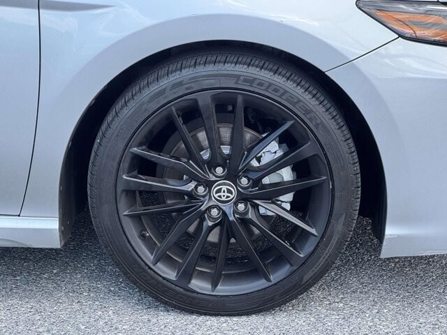 2021 Toyota Camry in Winchester, VA 22602 - 18136005 7