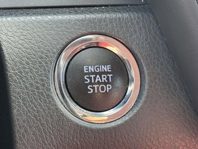 2021 Toyota Camry in Winchester, VA 22602 - 18136005 44