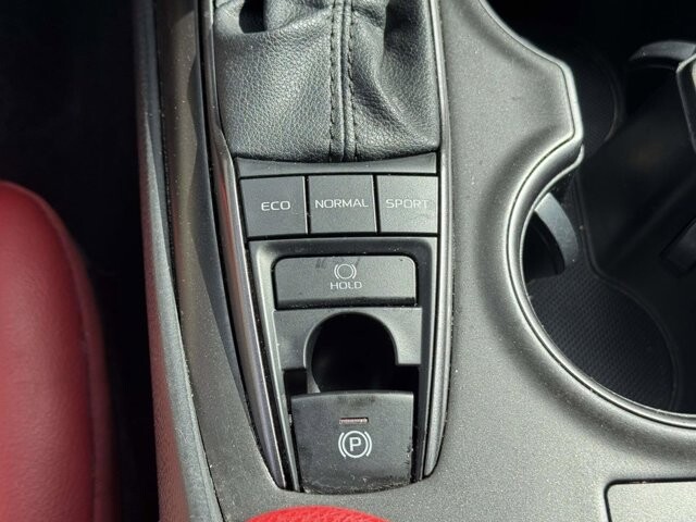 2021 Toyota Camry in Winchester, VA 22602 - 18136005 21