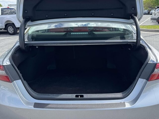 2021 Toyota Camry in Winchester, VA 22602 - 18136005 12