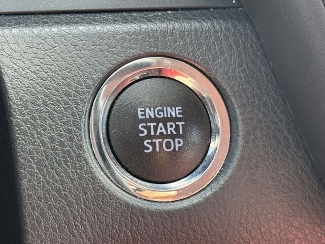 2021 Toyota Camry in Winchester, VA 22602 - 18136005 23