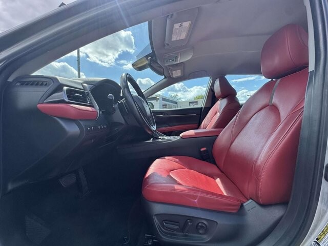 2021 Toyota Camry in Winchester, VA 22602 - 18136005 14
