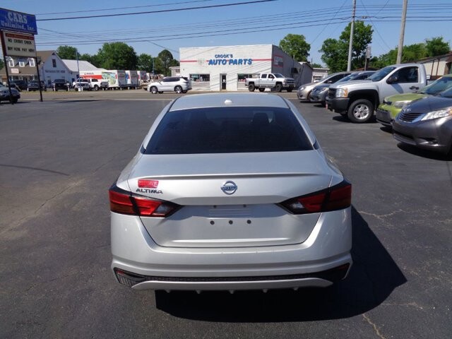 2020 Nissan Altima in Lebanon, TN 37087-3302 - 18136015 4