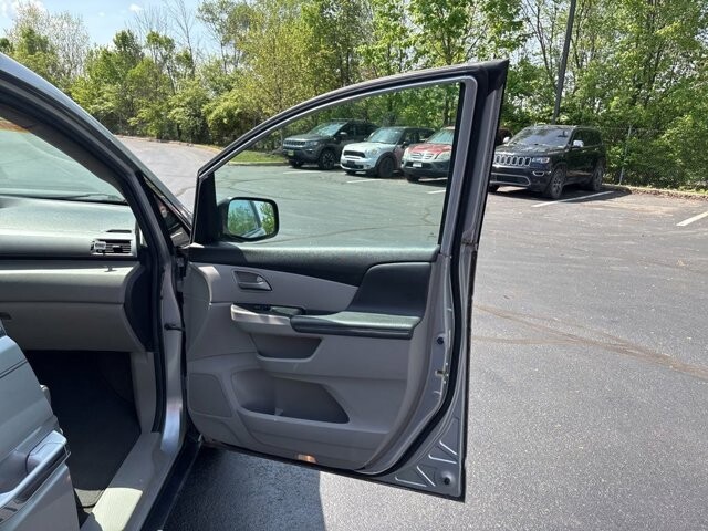 2013 Honda Odyssey in Marysville, OH 43040 - 18136016 40