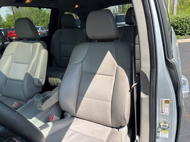 2013 Honda Odyssey in Marysville, OH 43040 - 18136016 15