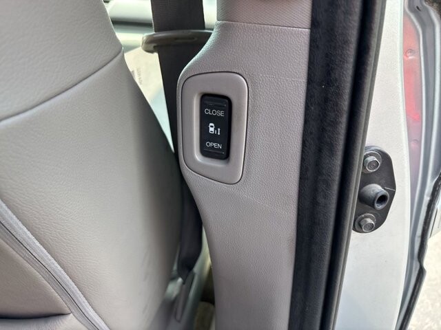 2013 Honda Odyssey in Marysville, OH 43040 - 18136016 37