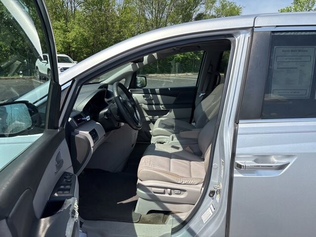 2013 Honda Odyssey in Marysville, OH 43040 - 18136016 14