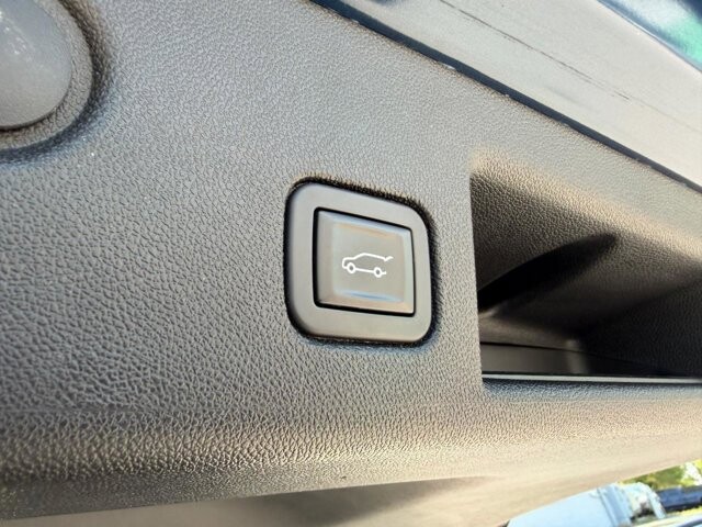 2019 Chevrolet Equinox in Baltimore, MD 21225 - 18136017 23