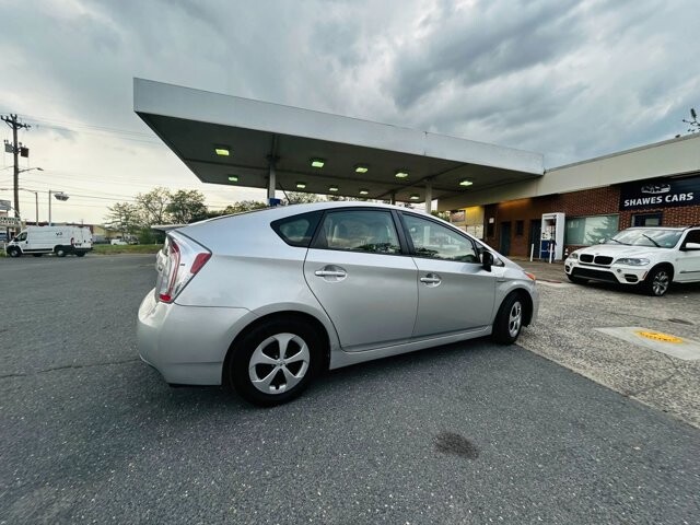 2013 Toyota Prius in Harrisonburg, VA 22801 - 18136018 4