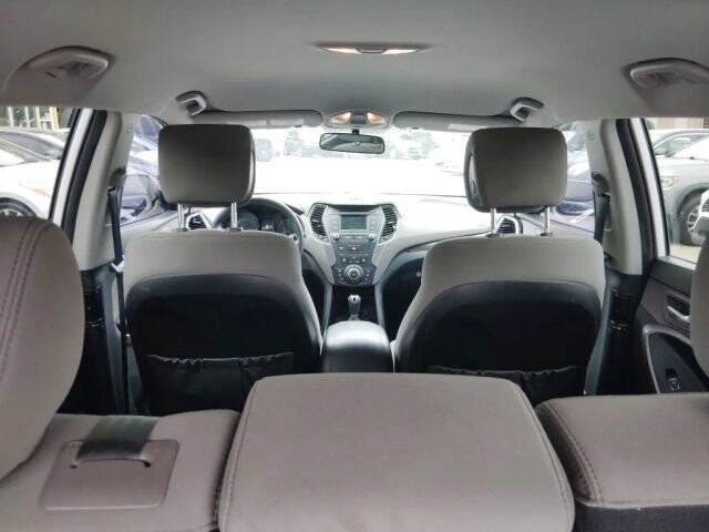 2017 Hyundai Santa Fe in Greenville, SC 29607 - 18136020 22