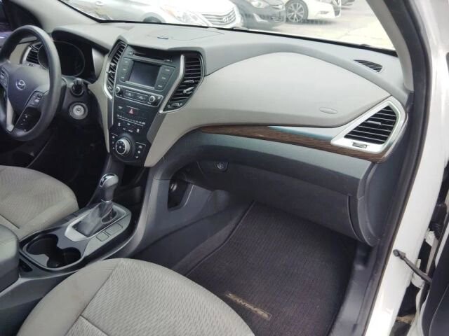 2017 Hyundai Santa Fe in Greenville, SC 29607 - 18136020 18
