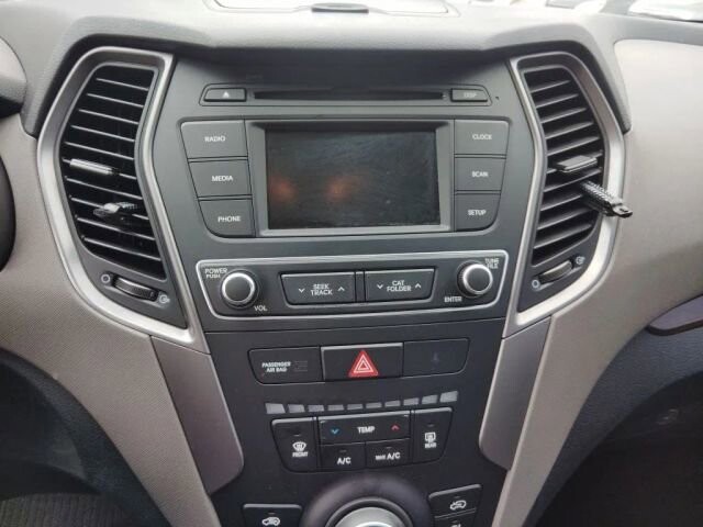 2017 Hyundai Santa Fe in Greenville, SC 29607 - 18136020 29