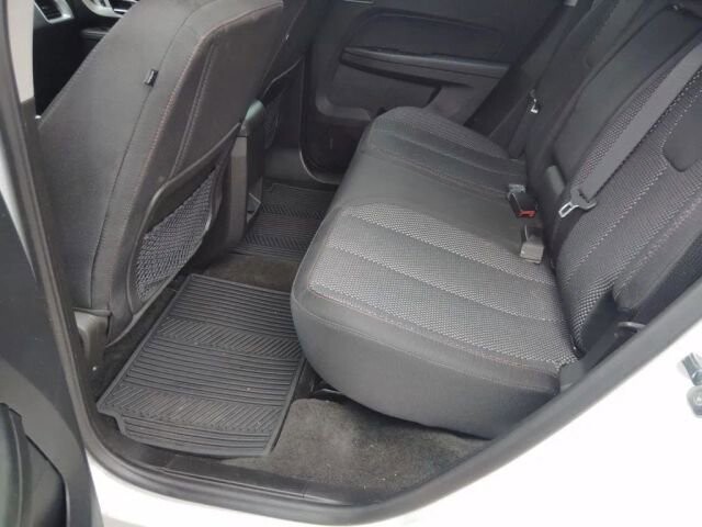 2017 Chevrolet Equinox in Greenville, SC 29607 - 18136021 23