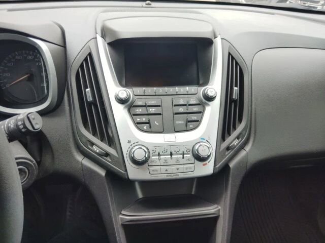 2017 Chevrolet Equinox in Greenville, SC 29607 - 18136021 28