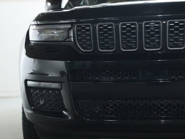 2025 Jeep Grand Cherokee L in Bedford, OH 44146 - 18136025 6