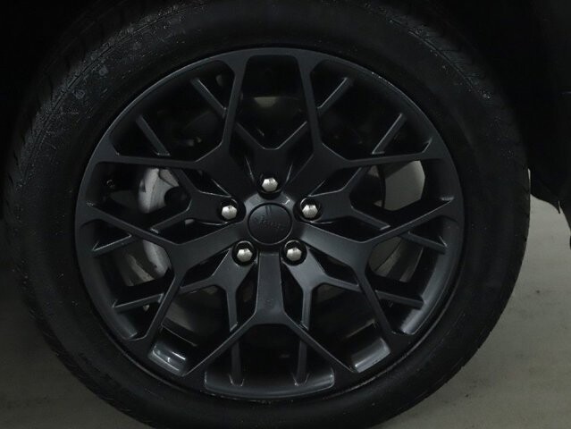 2025 Jeep Grand Cherokee L in Bedford, OH 44146 - 18136025 10