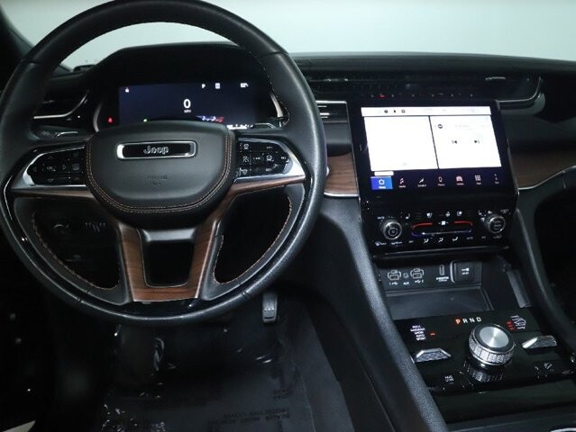 2025 Jeep Grand Cherokee L in Bedford, OH 44146 - 18136025 33