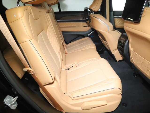2025 Jeep Grand Cherokee L in Bedford, OH 44146 - 18136025 37