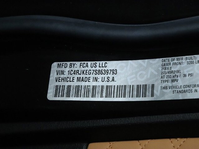 2025 Jeep Grand Cherokee L in Bedford, OH 44146 - 18136025 25