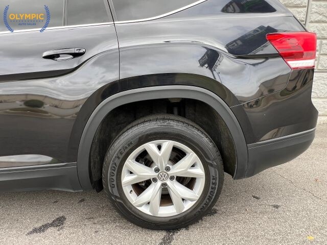 2018 Volkswagen Atlas in Decatur, GA 30032 - 18136028 10