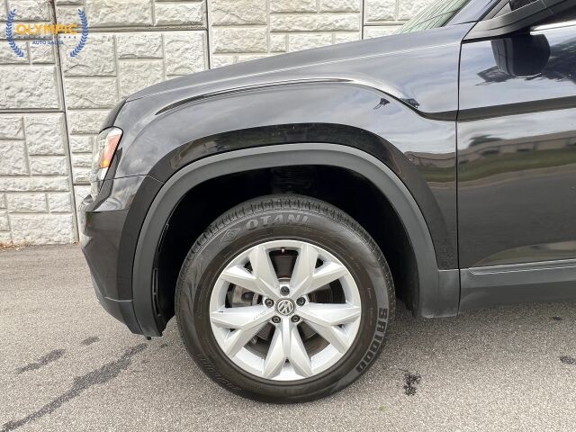 2018 Volkswagen Atlas in Decatur, GA 30032 - 18136028 9