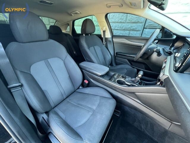 2021 Kia K5 in Decatur, GA 30032 - 18136030 38