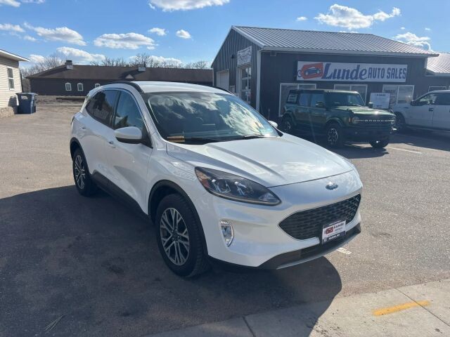 2020 Ford Escape in Wadena, MN 56482 - 18136031 3