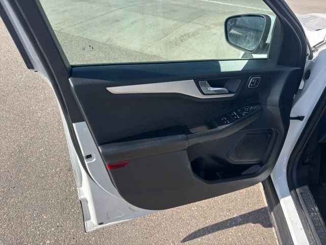 2020 Ford Escape in Wadena, MN 56482 - 18136031 9