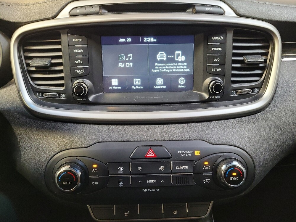 2017 Kia Sorento in Downey, CA 90241 - 18136039 25