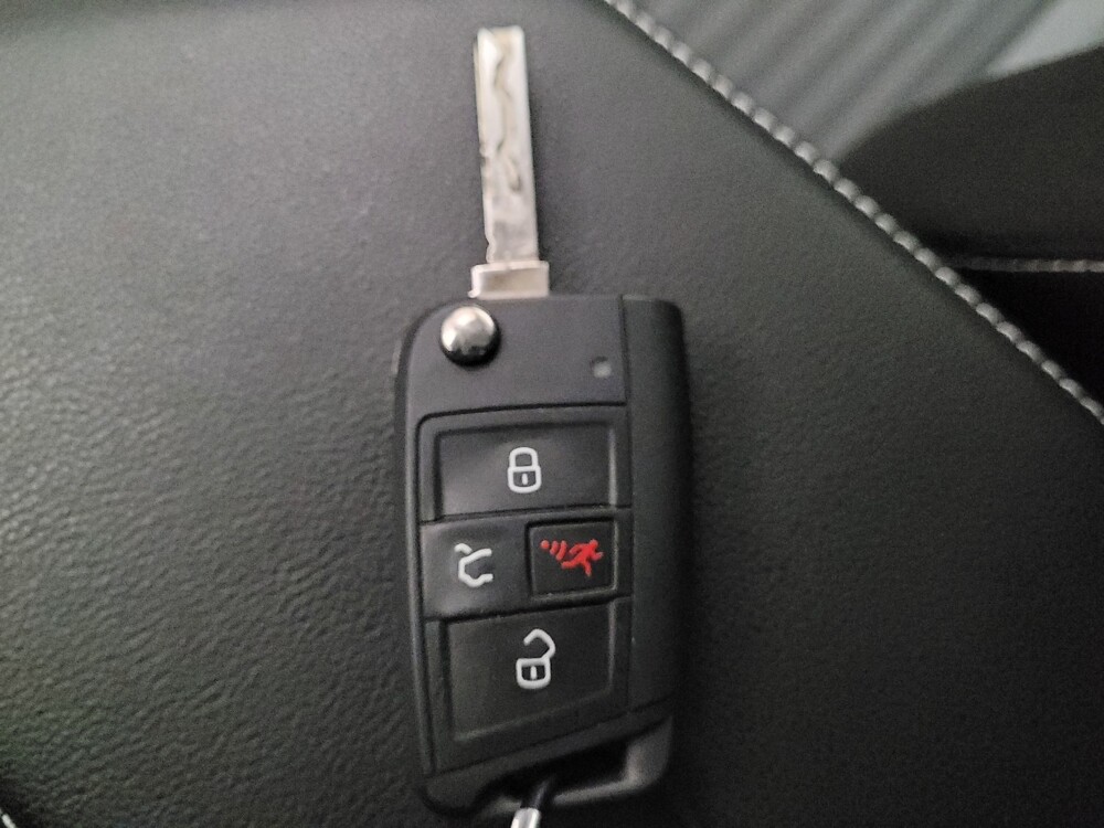 2025 Volkswagen Jetta in Downey, CA 90241 - 18136042 32