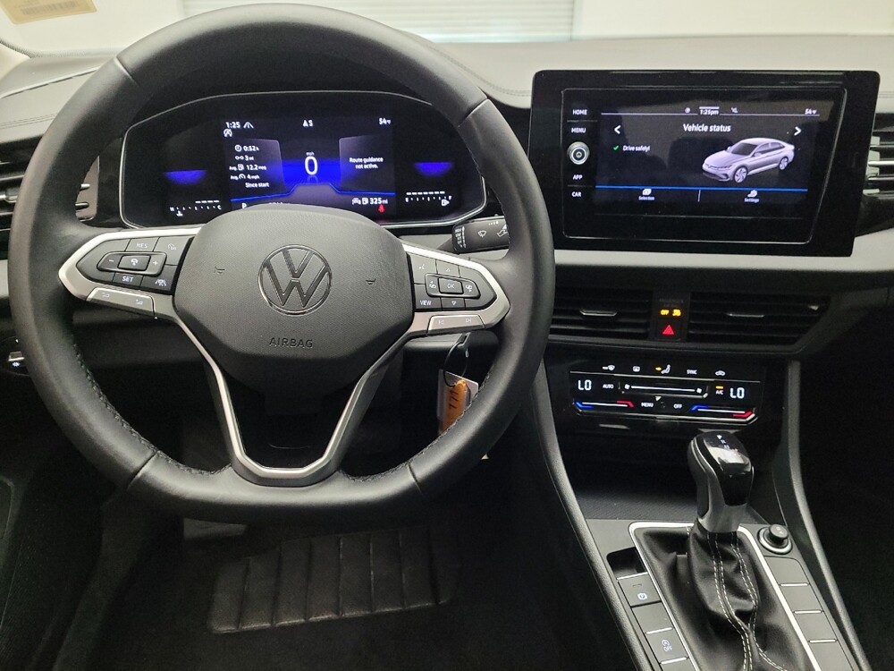 2025 Volkswagen Jetta in Downey, CA 90241 - 18136042 22