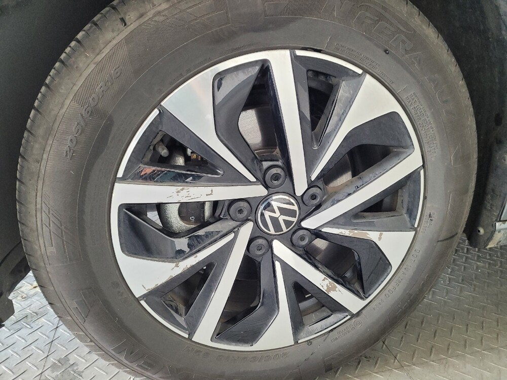 2025 Volkswagen Jetta in Downey, CA 90241 - 18136042 31