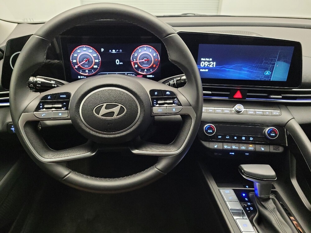 2025 Hyundai Elantra in Fresno, CA 93726 - 18136044 22
