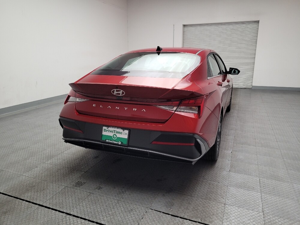 2025 Hyundai Elantra in Downey, CA 90241 - 18136045 7