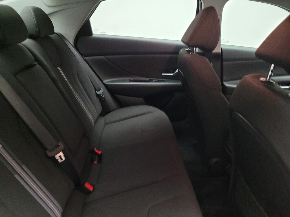 2025 Hyundai Elantra in Downey, CA 90241 - 18136045 19