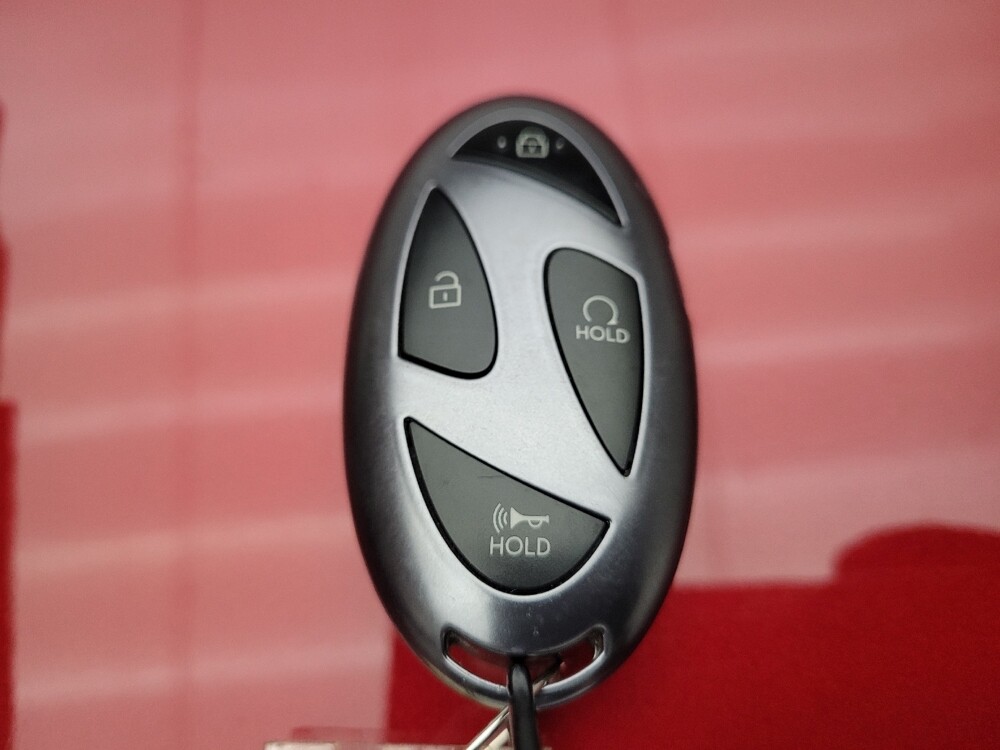 2025 Hyundai Elantra in Downey, CA 90241 - 18136045 32