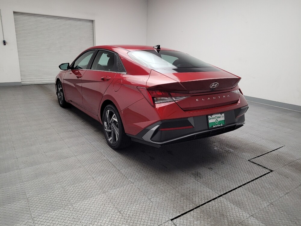 2025 Hyundai Elantra in Downey, CA 90241 - 18136045 5