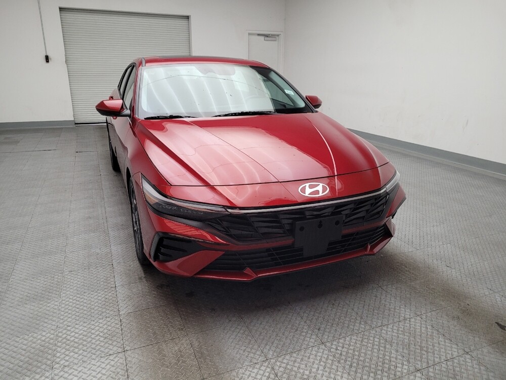 2025 Hyundai Elantra in Downey, CA 90241 - 18136045 14