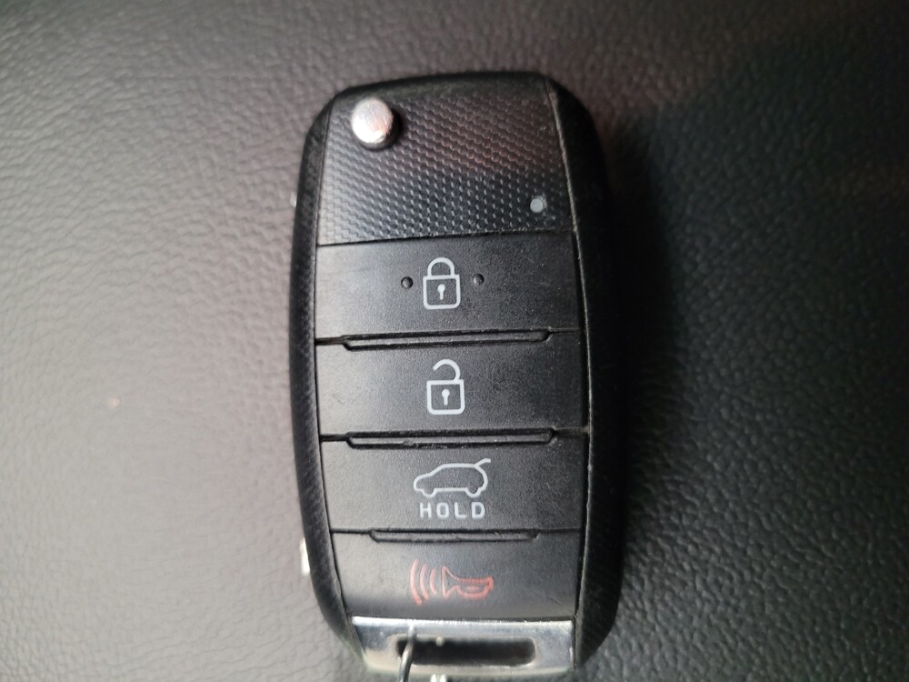 2020 Kia Sorento in Downey, CA 90241 - 18136050 32