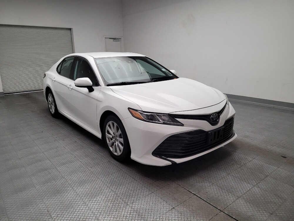 2019 Toyota Camry in Montclair, CA 91763 - 18136056 13