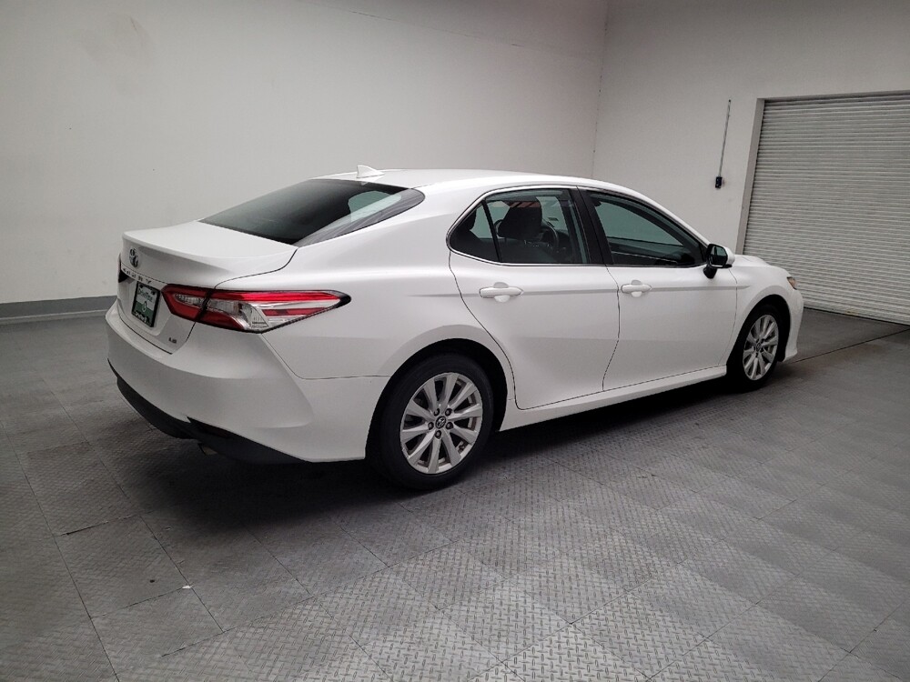 2019 Toyota Camry in Montclair, CA 91763 - 18136056 10