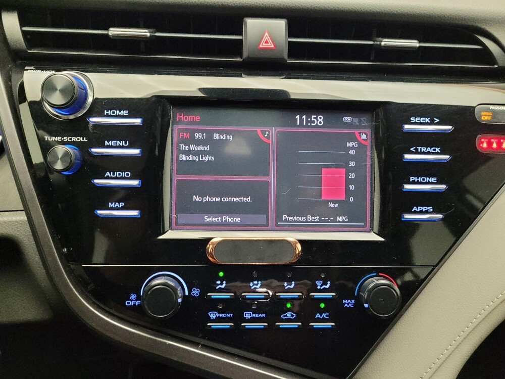 2019 Toyota Camry in Montclair, CA 91763 - 18136056 25