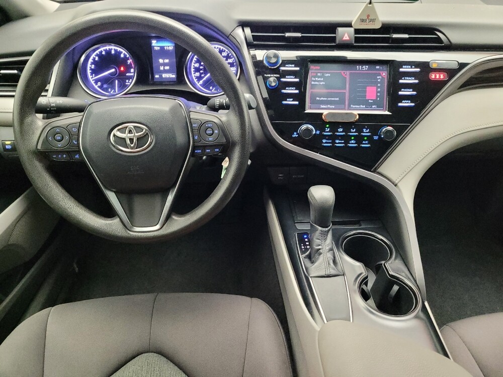 2019 Toyota Camry in Montclair, CA 91763 - 18136056 22