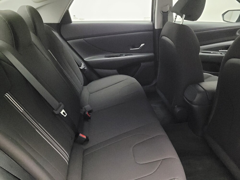 2022 Hyundai Elantra in Downey, CA 90241 - 18136057 19